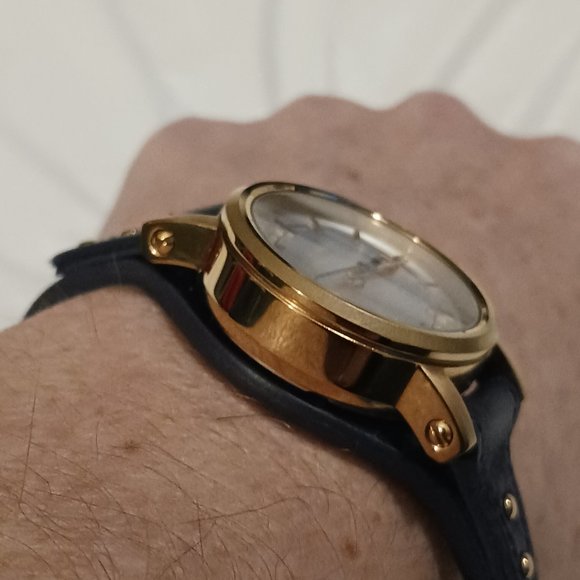 Vintage!! Beautiful FOSSIL Watch - Picture 2 of 14